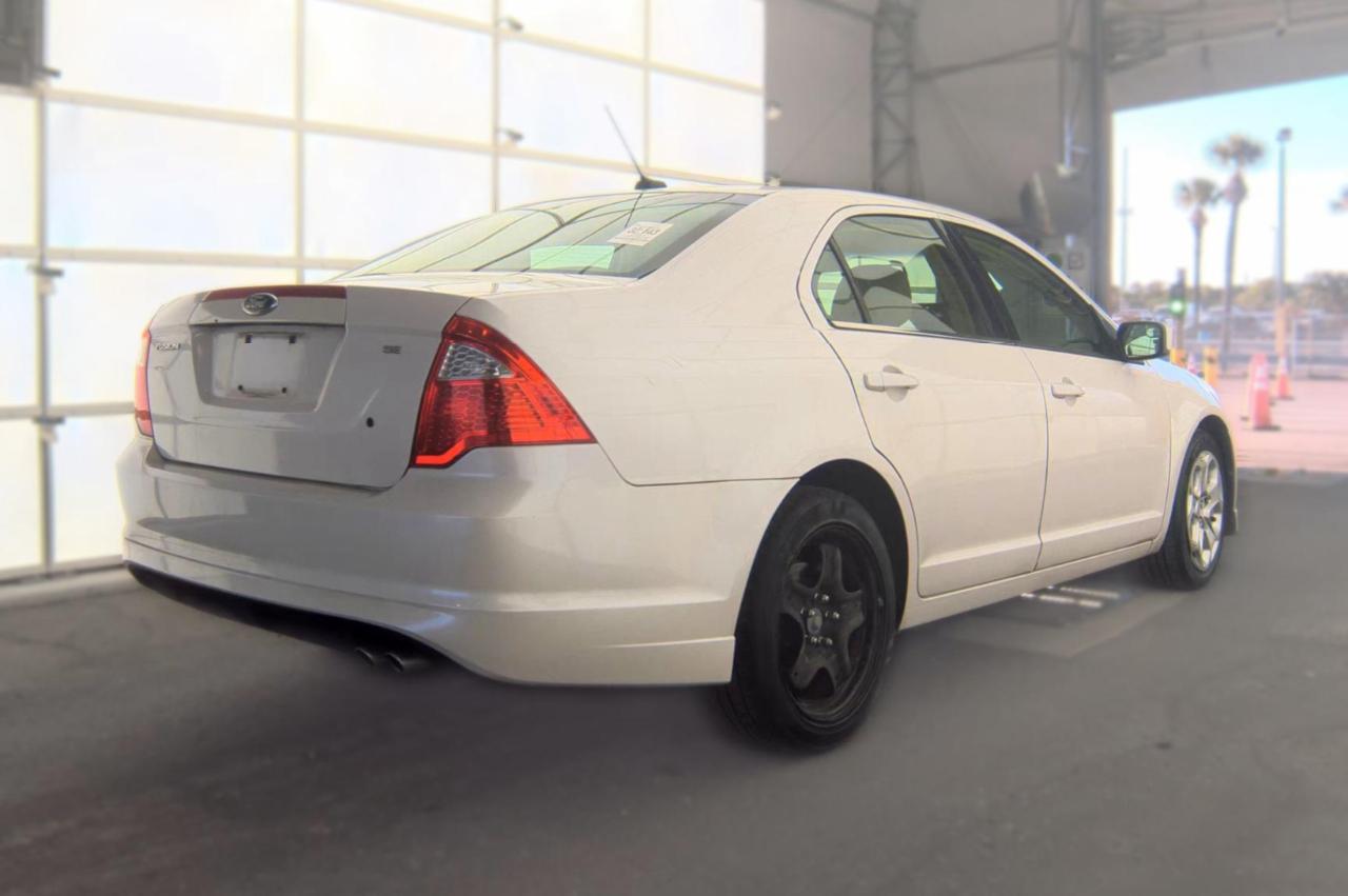 Ford Fusion  2011
