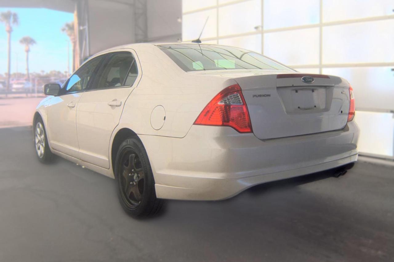 Ford Fusion  2011