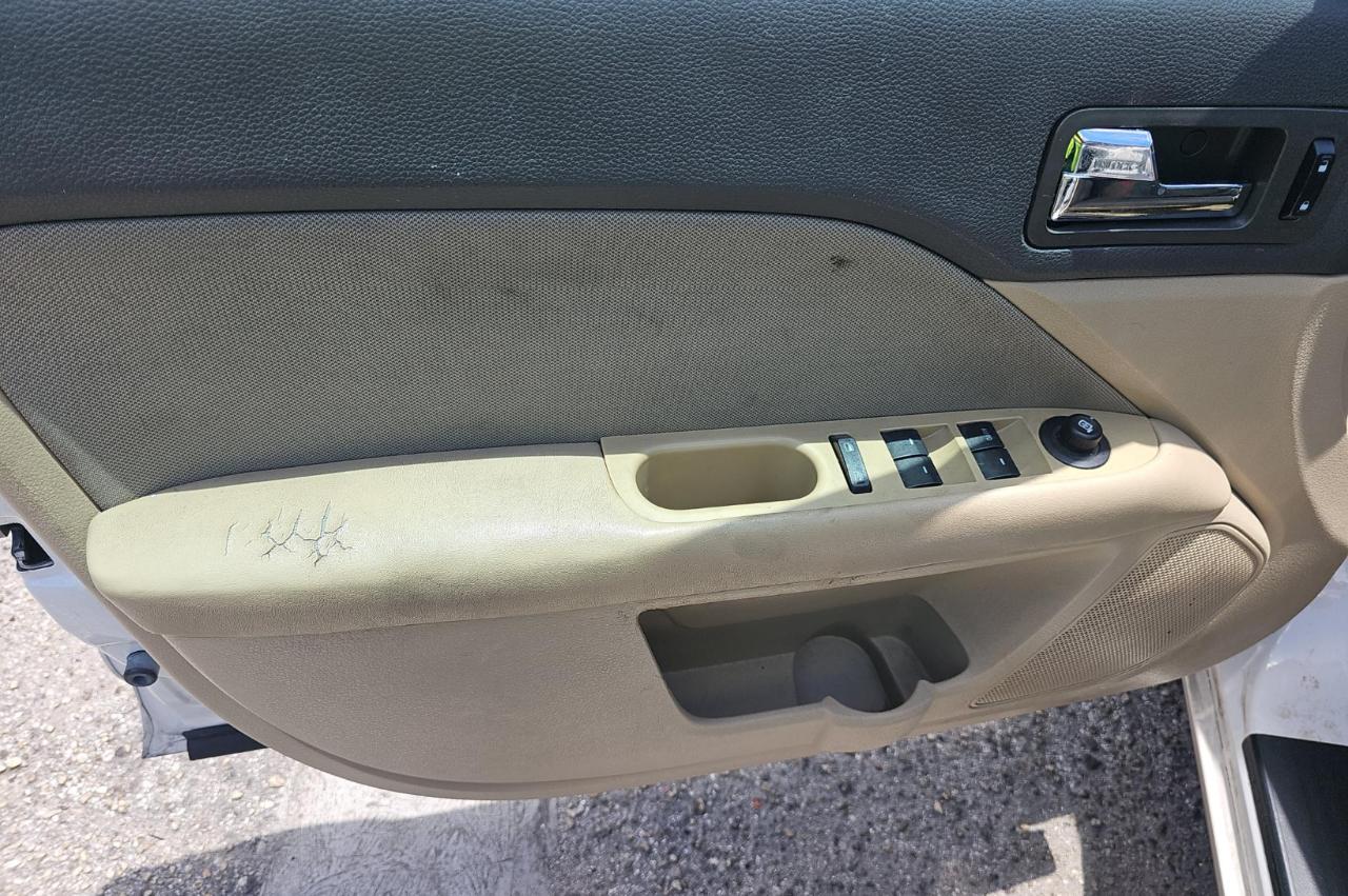 Ford Fusion  2011