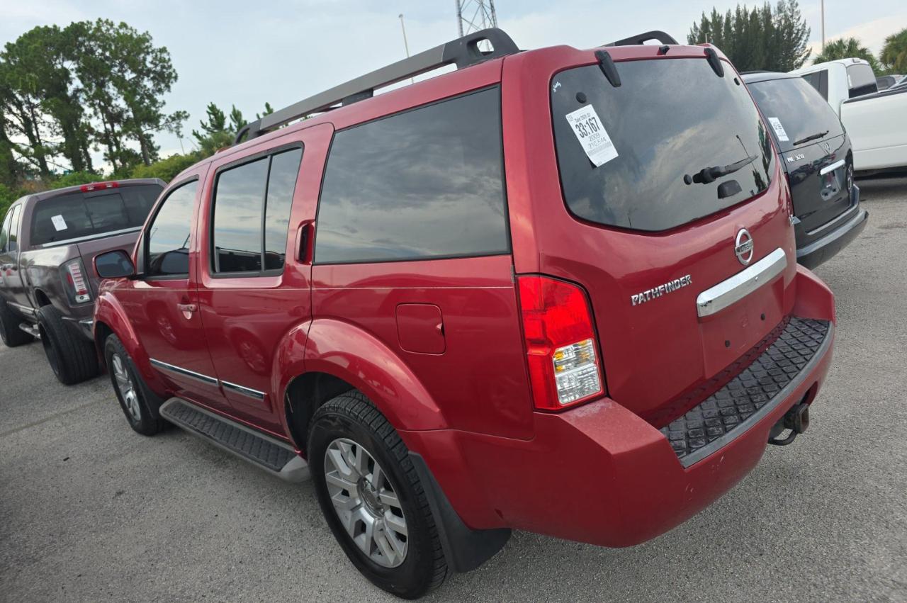 Nissan Pathfinder  2009