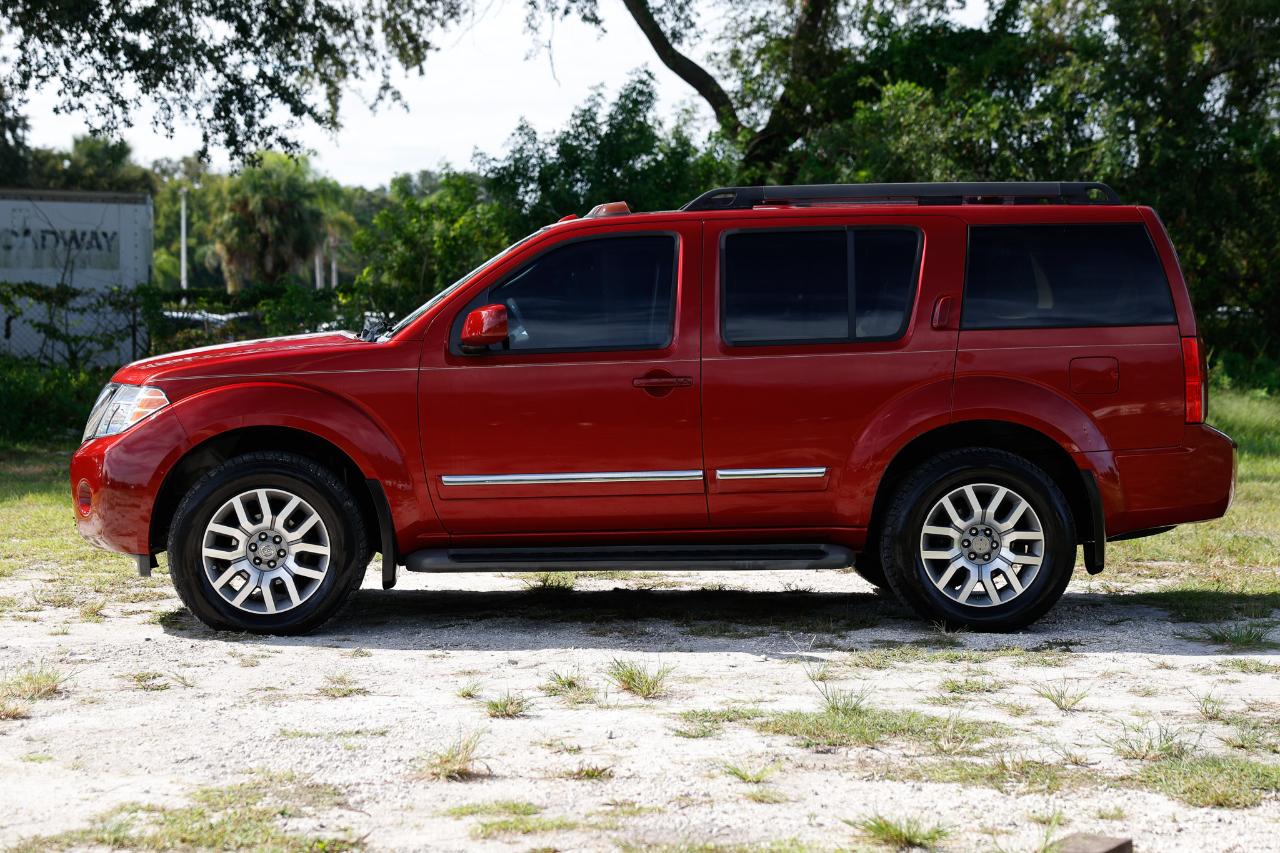 Nissan Pathfinder  2009