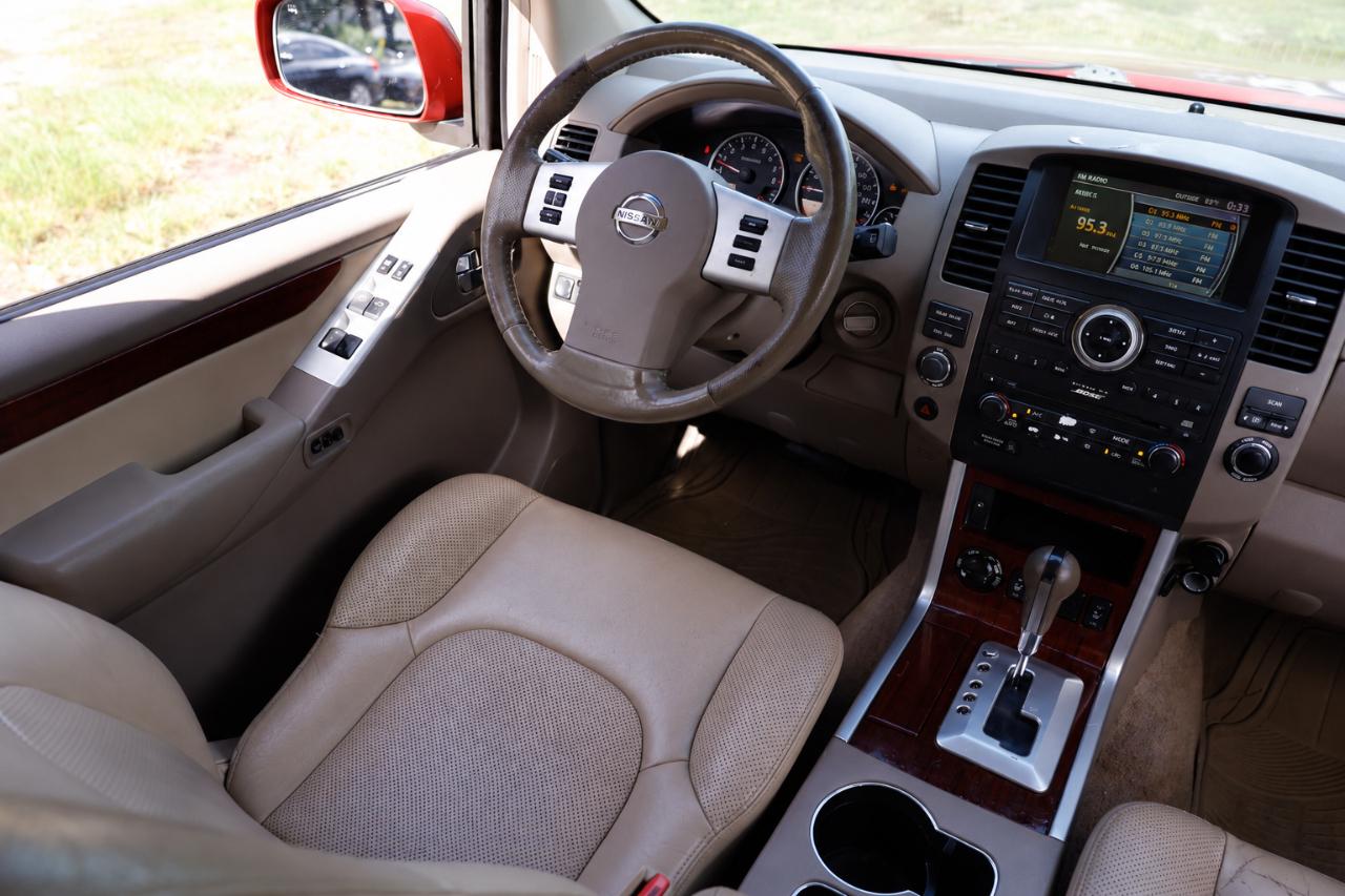 Nissan Pathfinder  2009