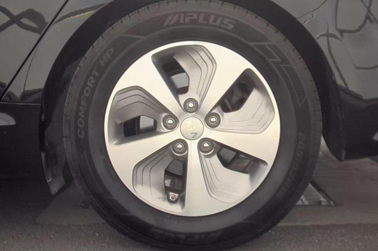 Kia Optima Hybrid  2015