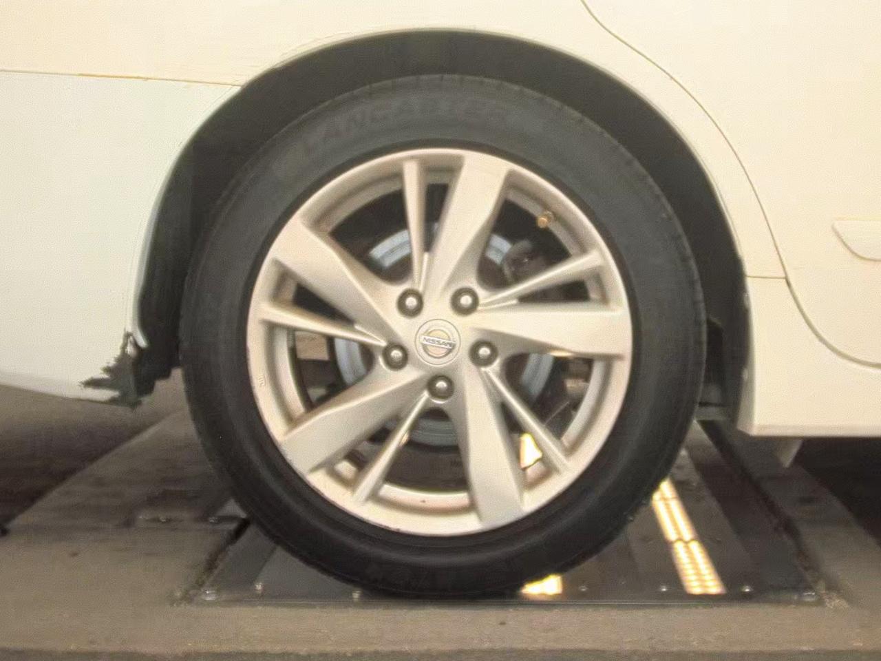 Nissan Altima  2015