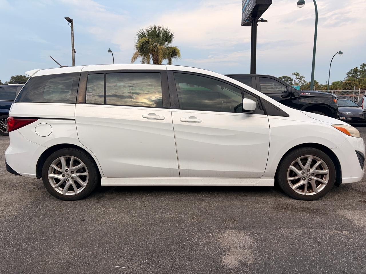 Mazda MAZDA5  2012