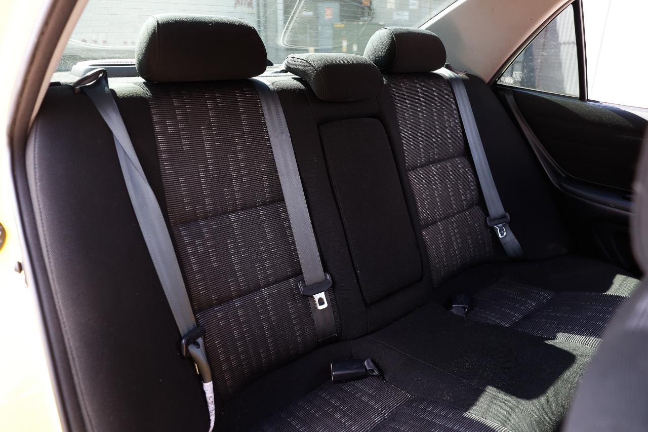 Lexus IS 300  2001