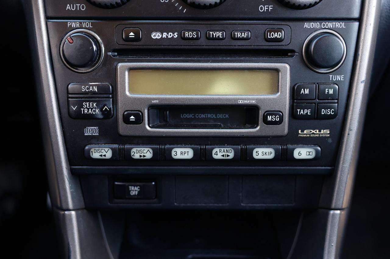 Lexus IS 300  2001