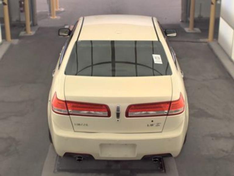 Lincoln MKZ  2012