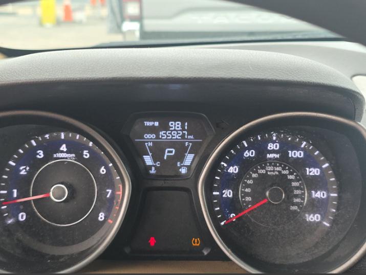 Hyundai Elantra  2013