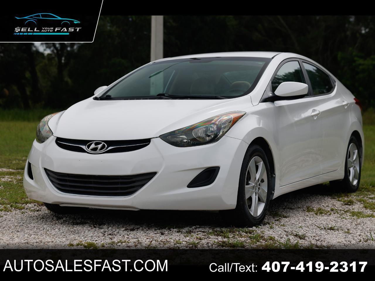 Hyundai Elantra  2013