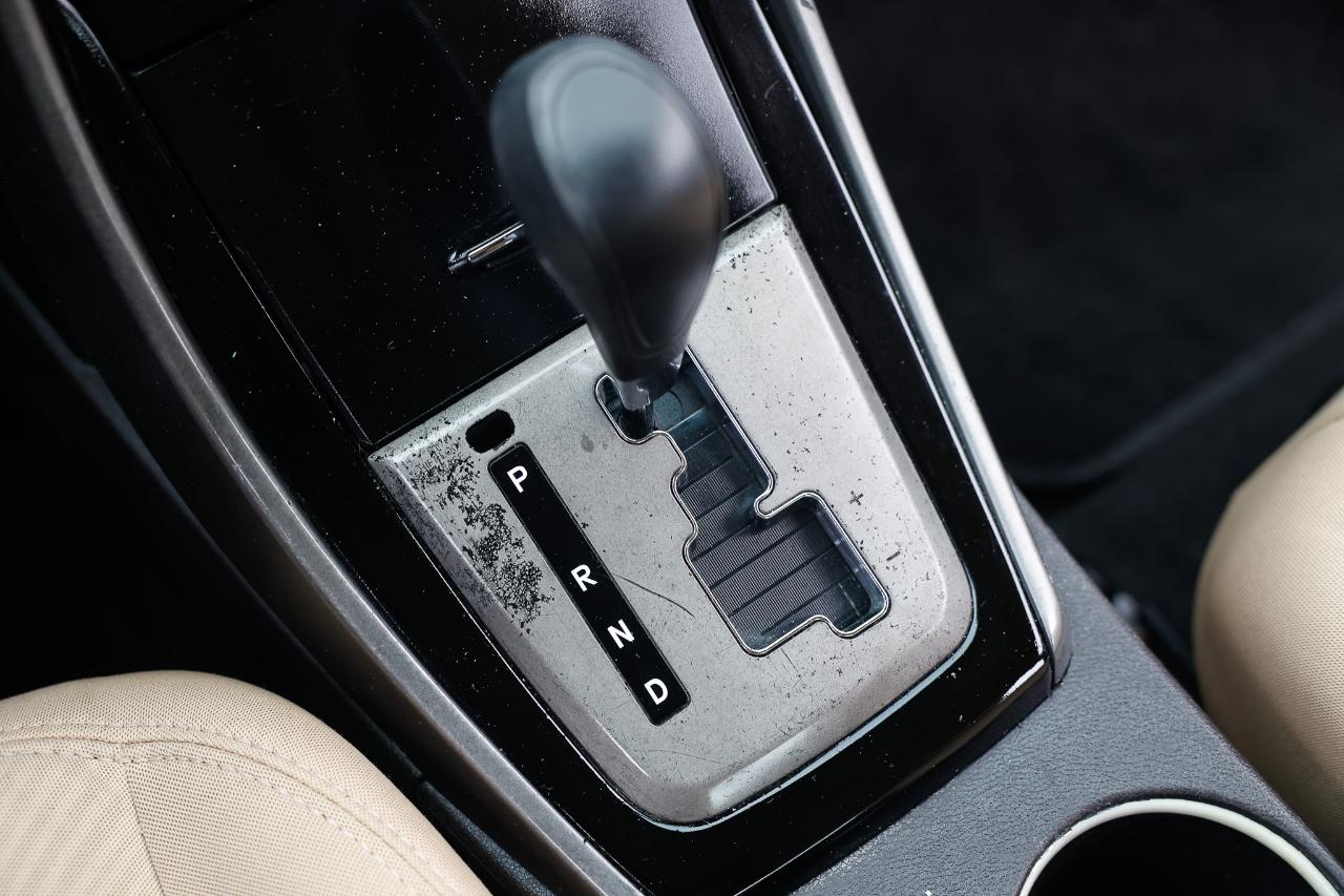 Hyundai Elantra  2013