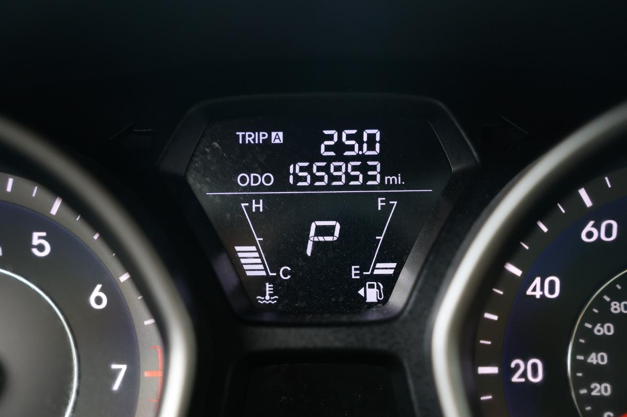 Hyundai Elantra  2013
