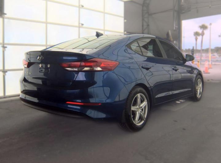 Hyundai Elantra  2018