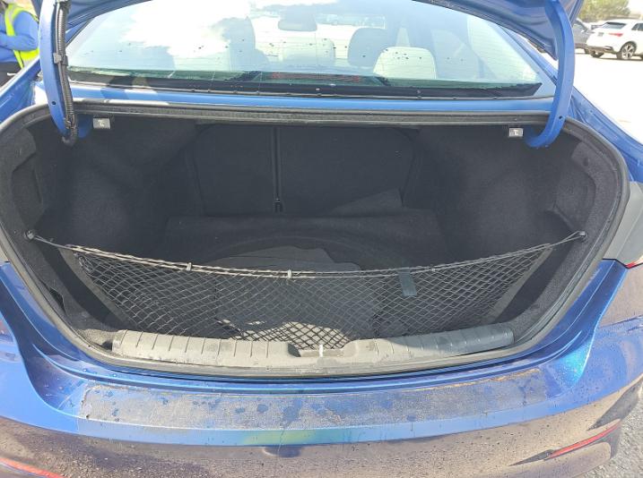 Hyundai Elantra  2018