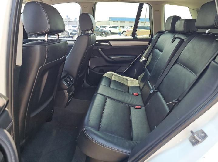 BMW X3  2011