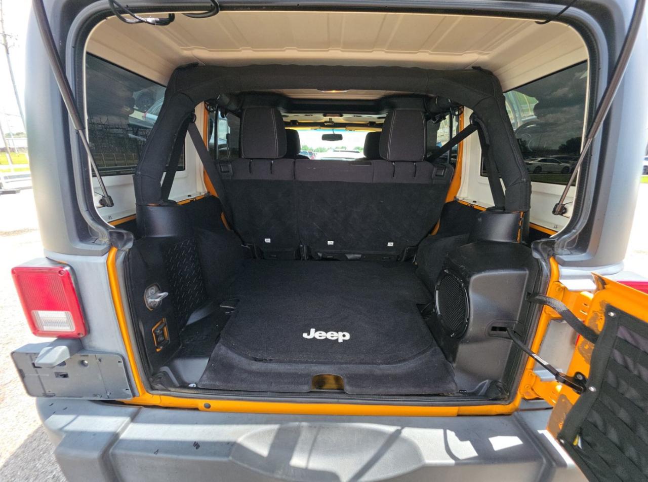 Jeep Wrangler Unlimited  2013