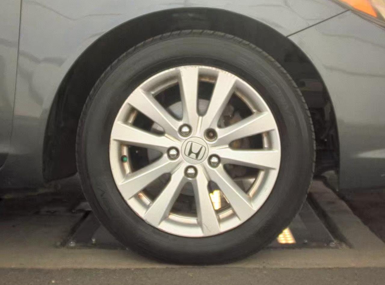 Honda Civic Cpe  2012