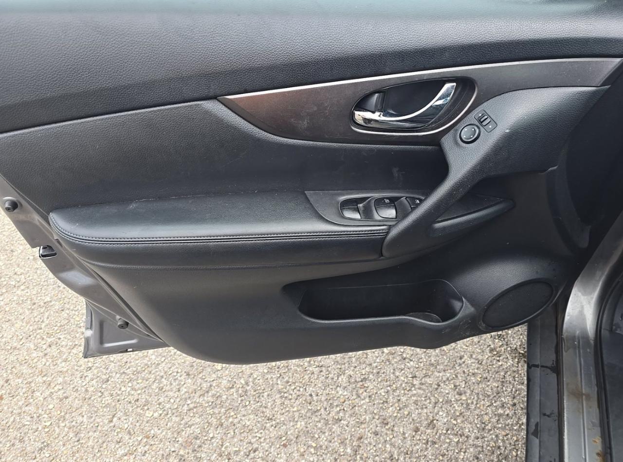 Nissan Rogue  2016