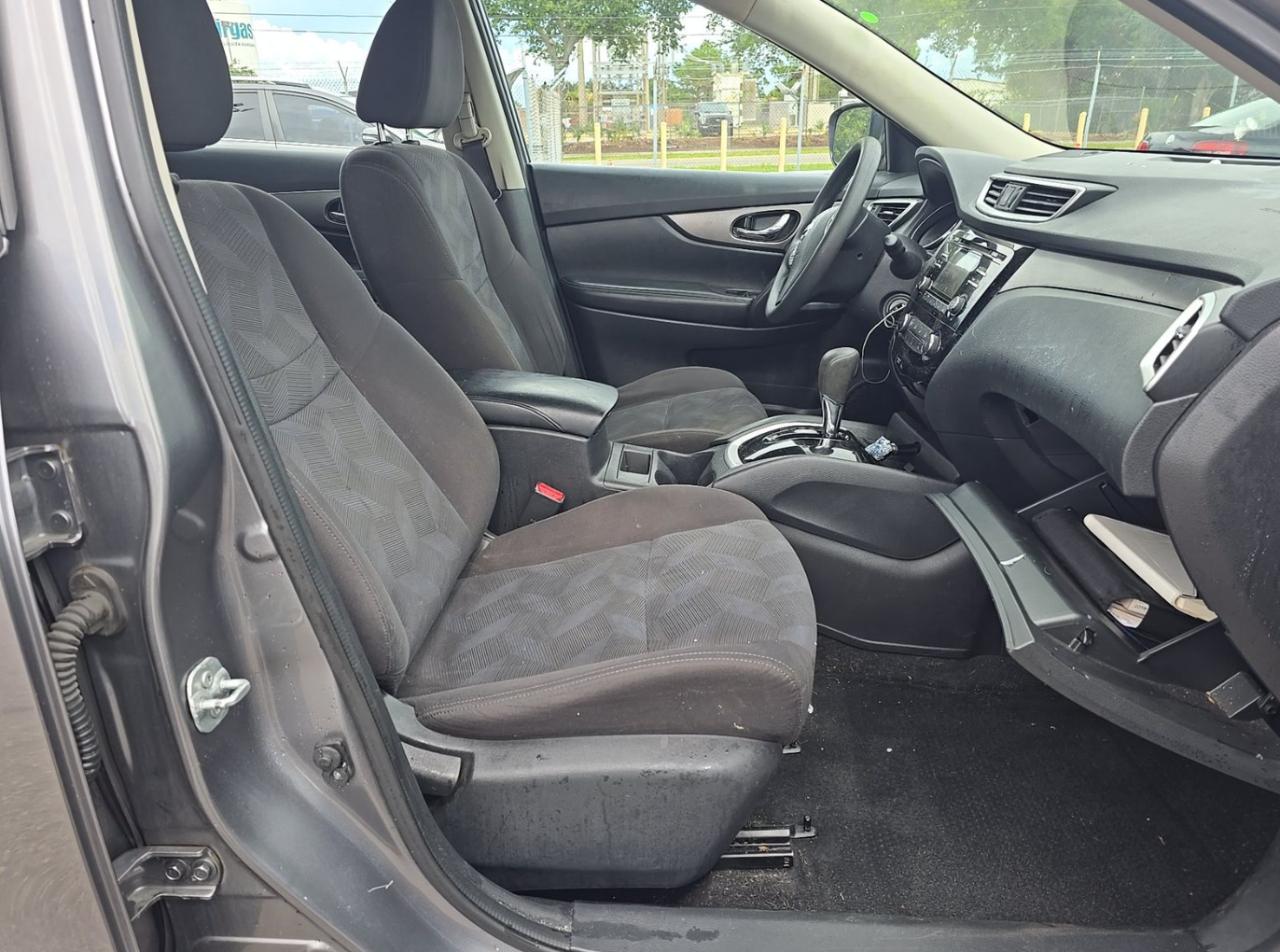 Nissan Rogue  2016