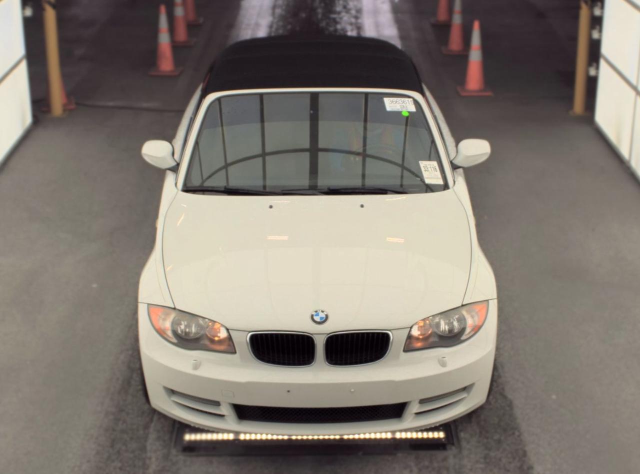 BMW 1 Series  2011