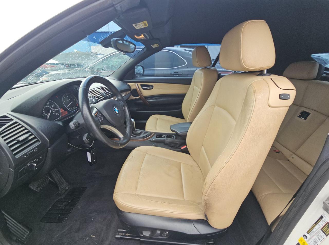 BMW 1 Series  2011