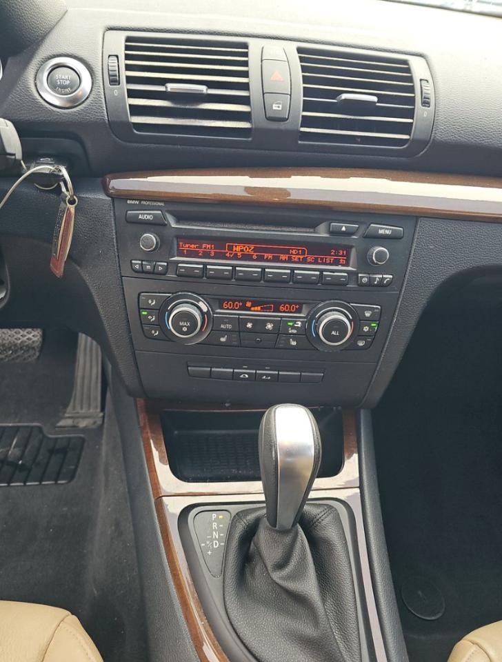 BMW 1 Series  2011