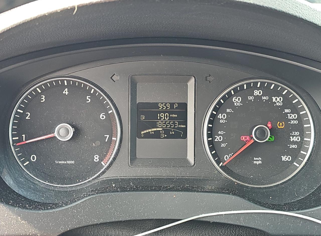 Volkswagen Jetta Sedan  2014