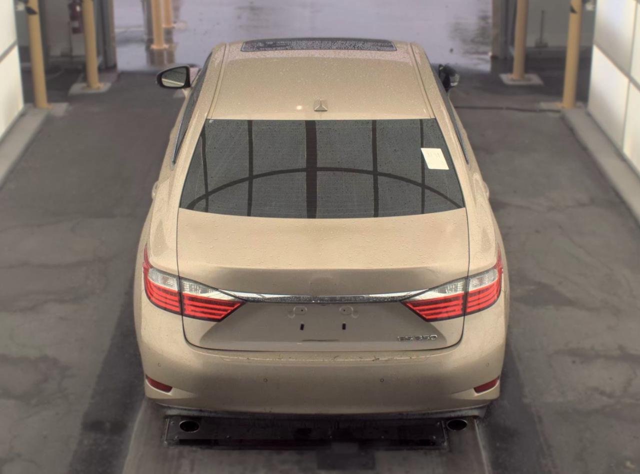 Lexus ES 350  2013