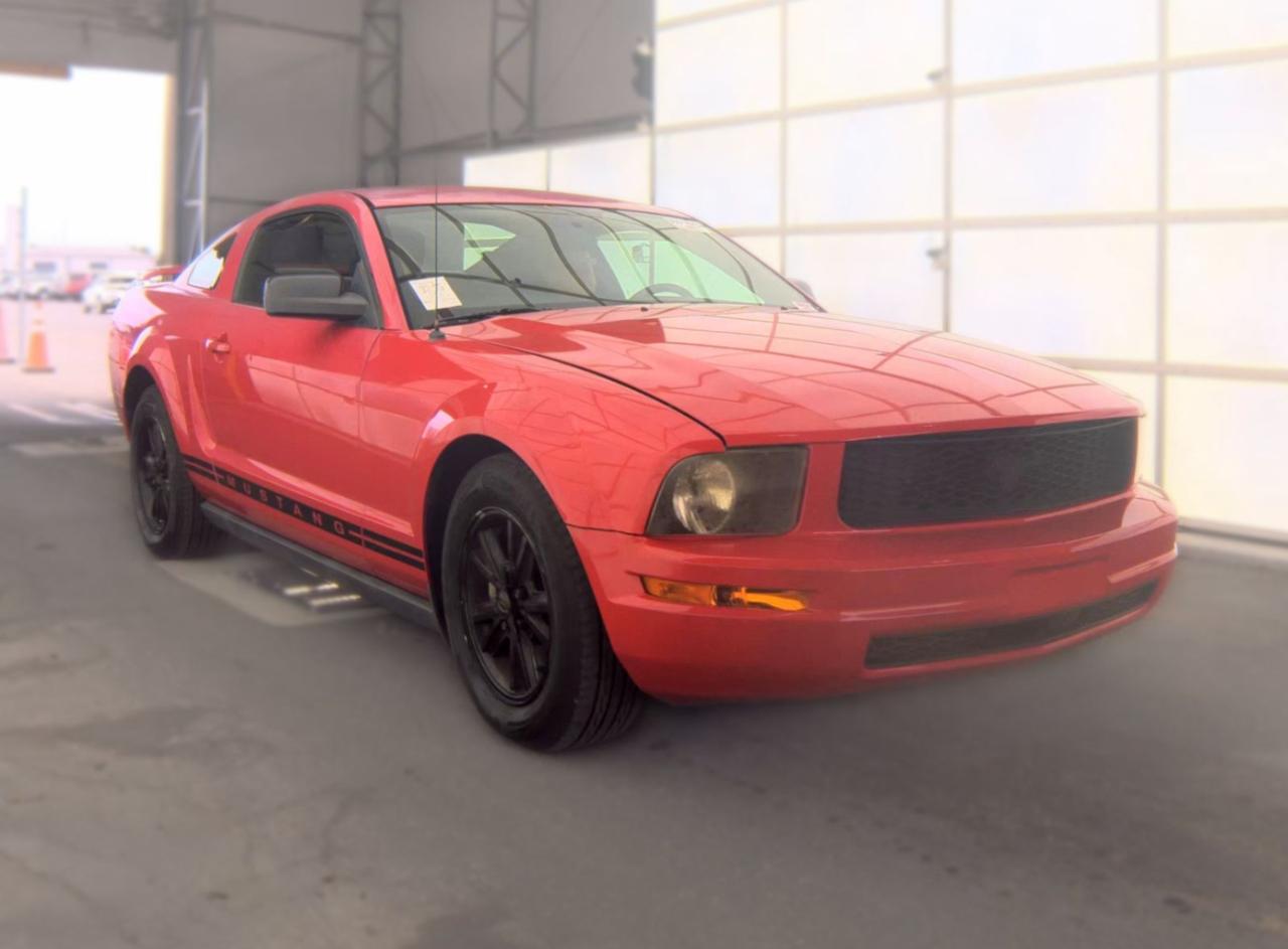 Ford Mustang  2005