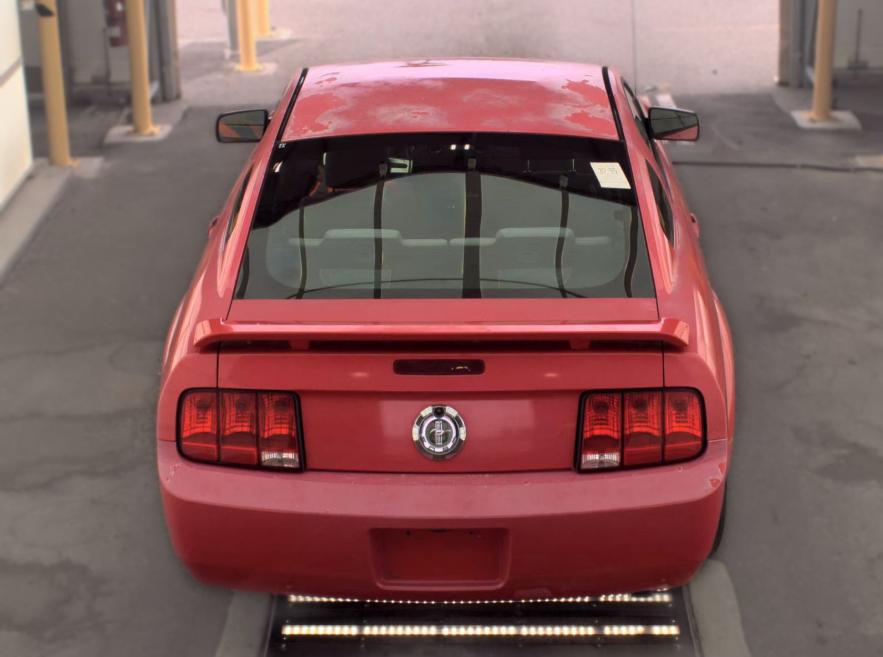 Ford Mustang  2005