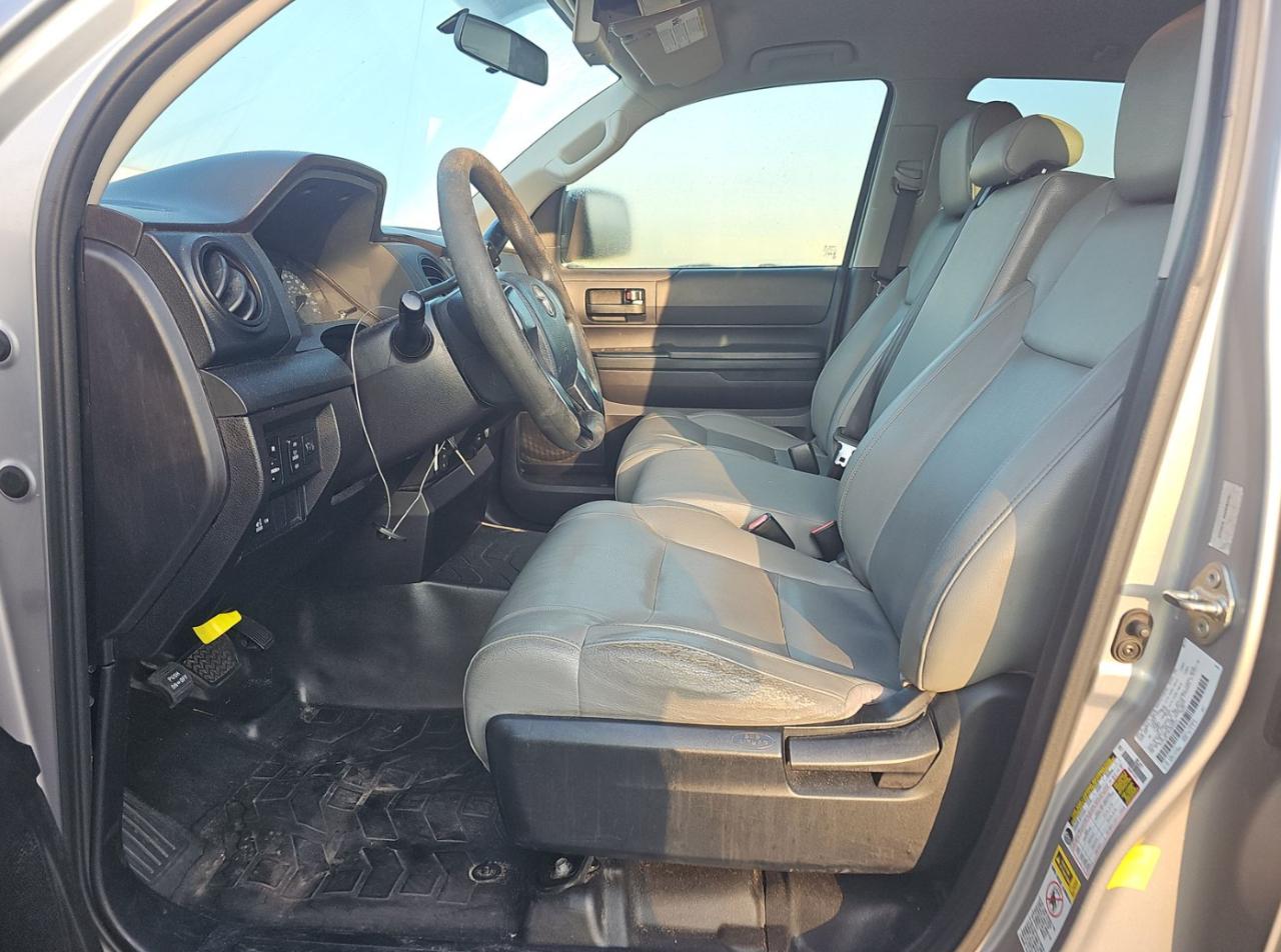 Toyota Tundra 2WD Truck  2014