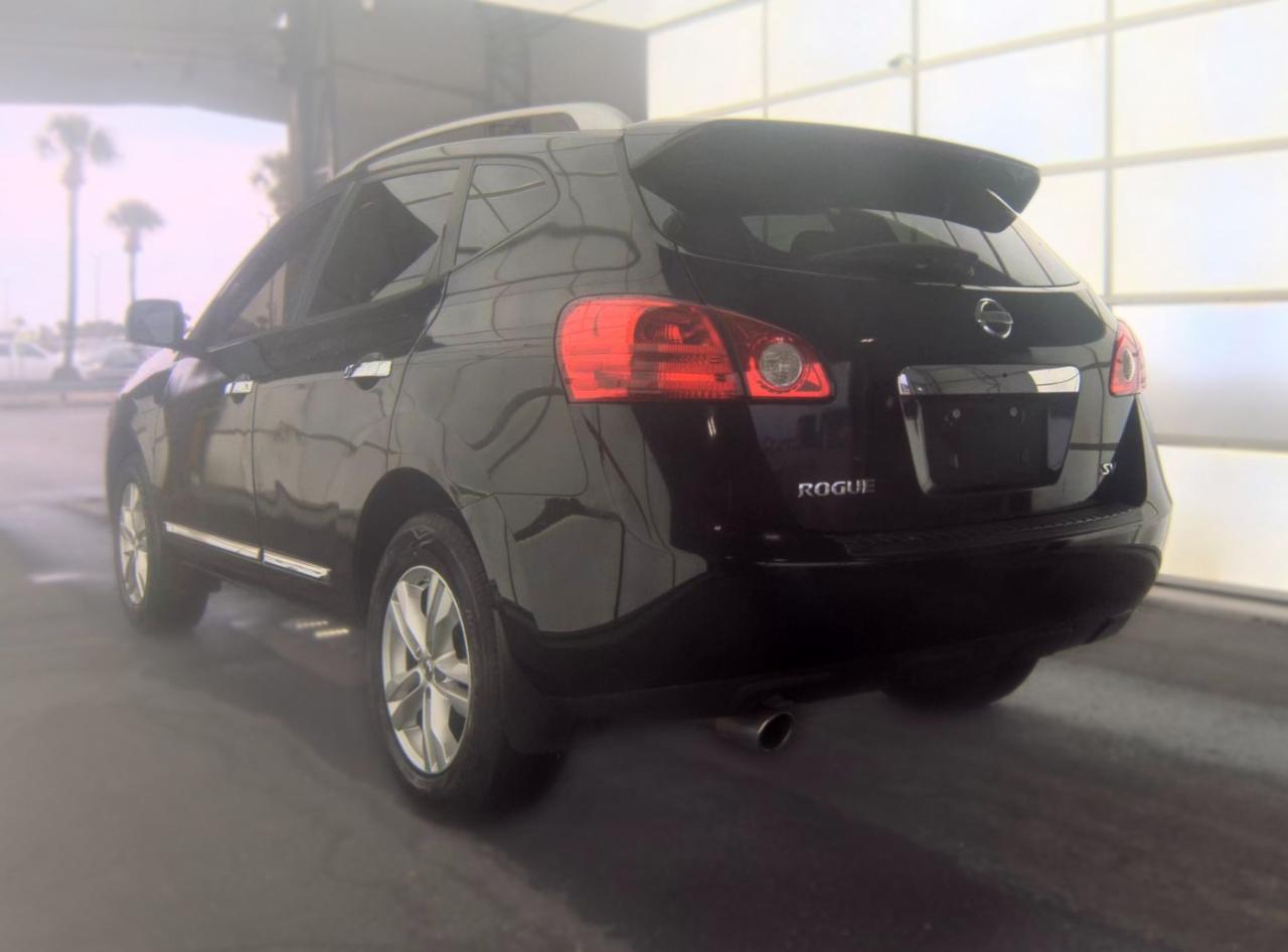 Nissan Rogue  2013
