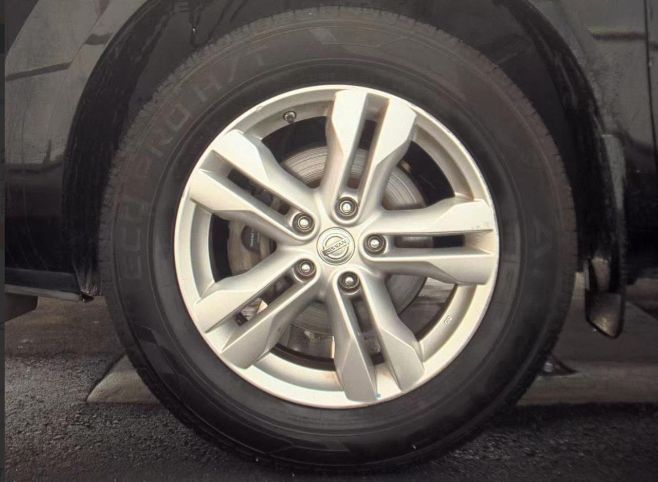 Nissan Rogue  2013