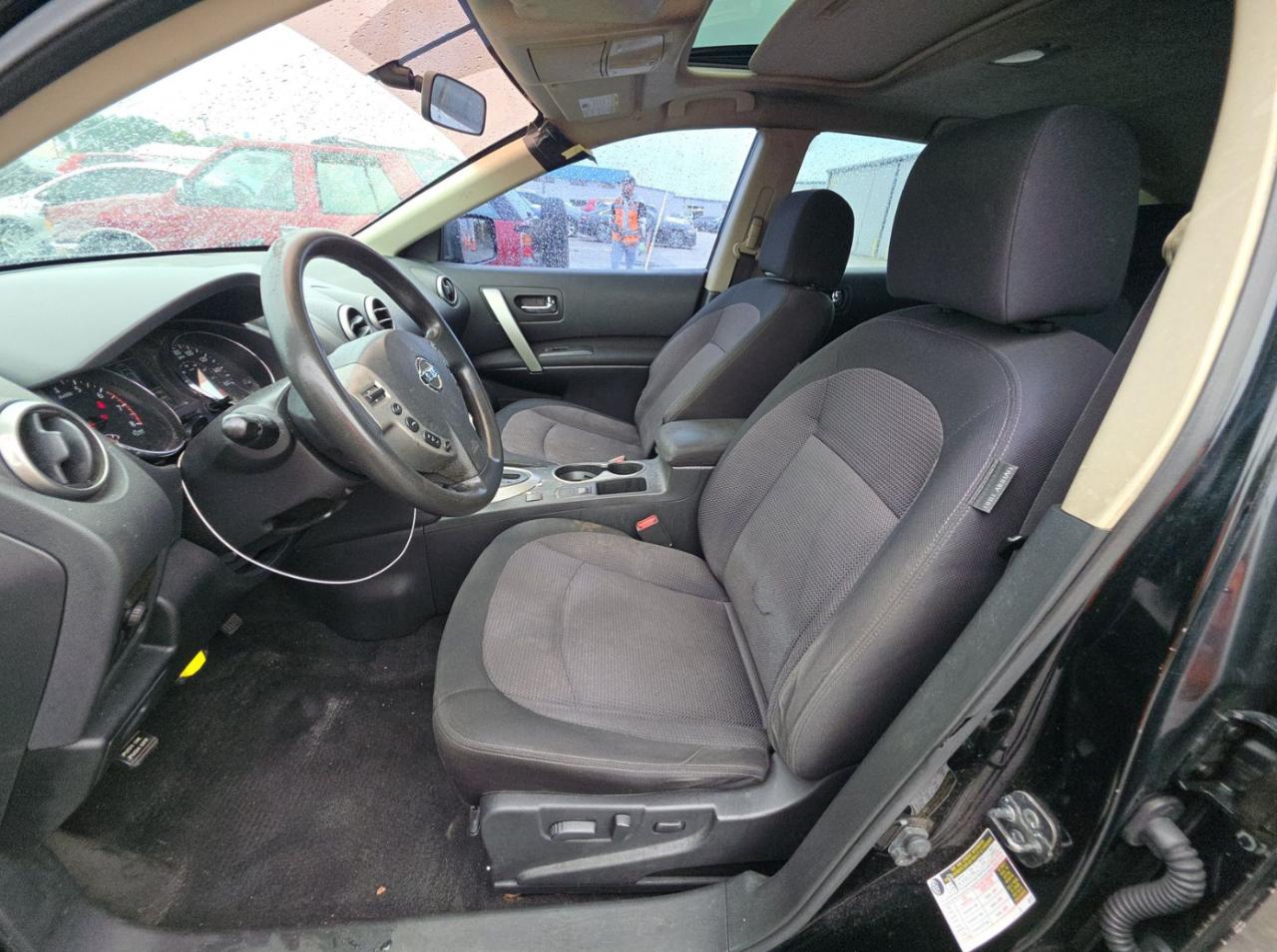 Nissan Rogue  2013