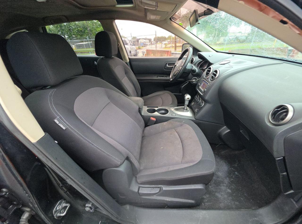 Nissan Rogue  2013