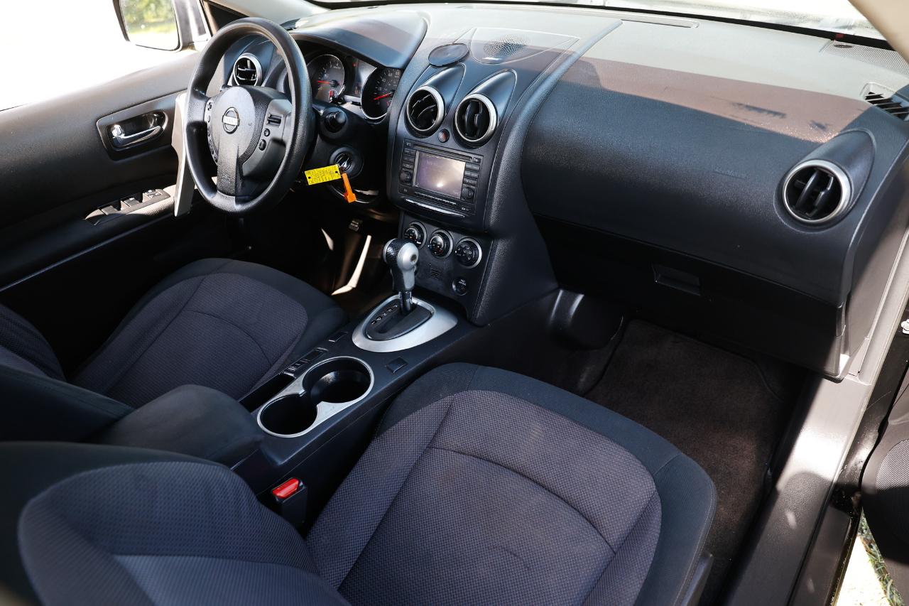 Nissan Rogue  2013