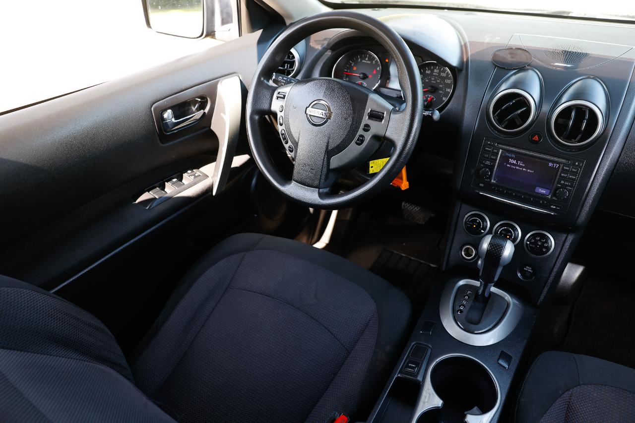 Nissan Rogue  2013
