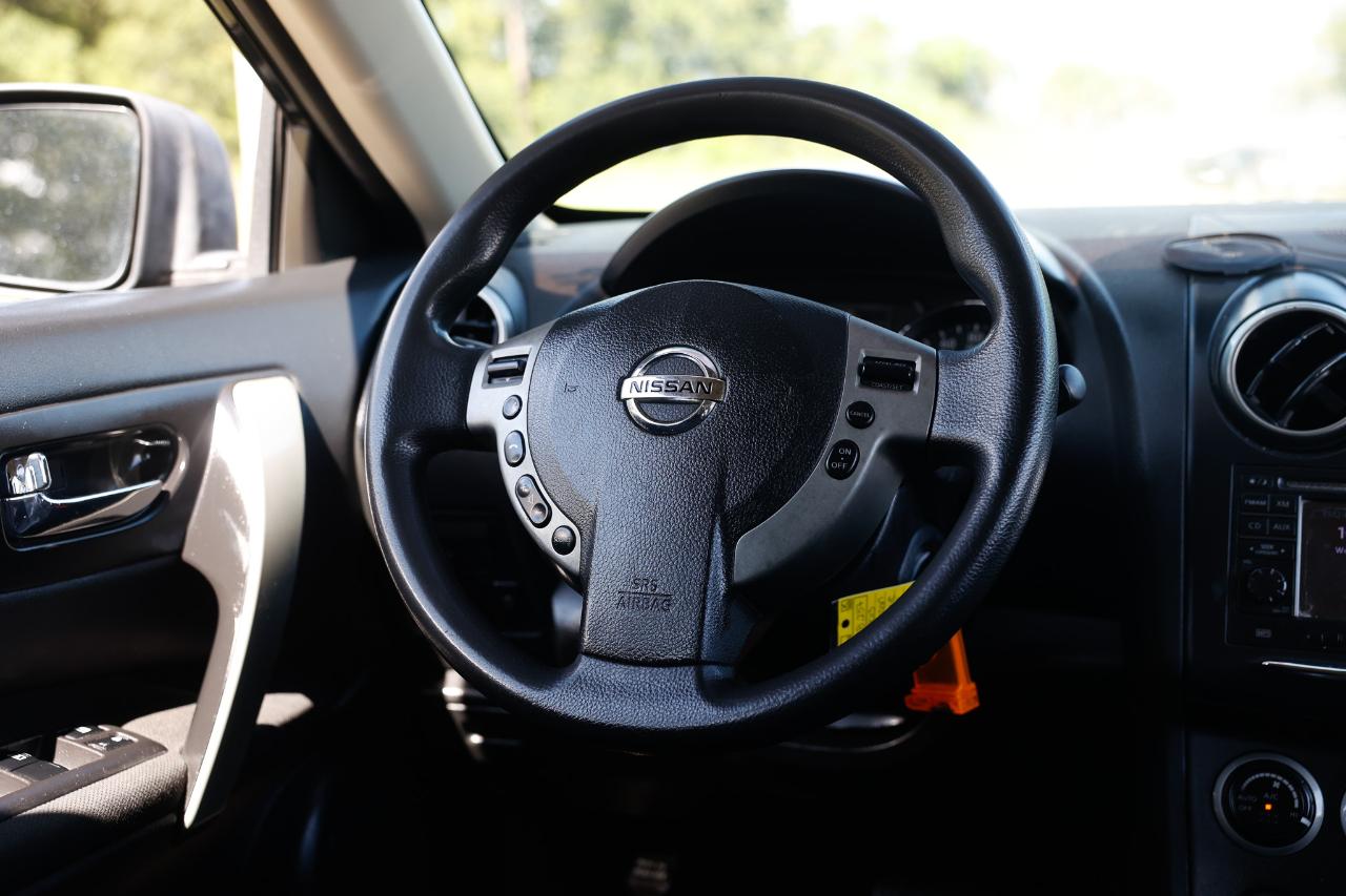 Nissan Rogue  2013