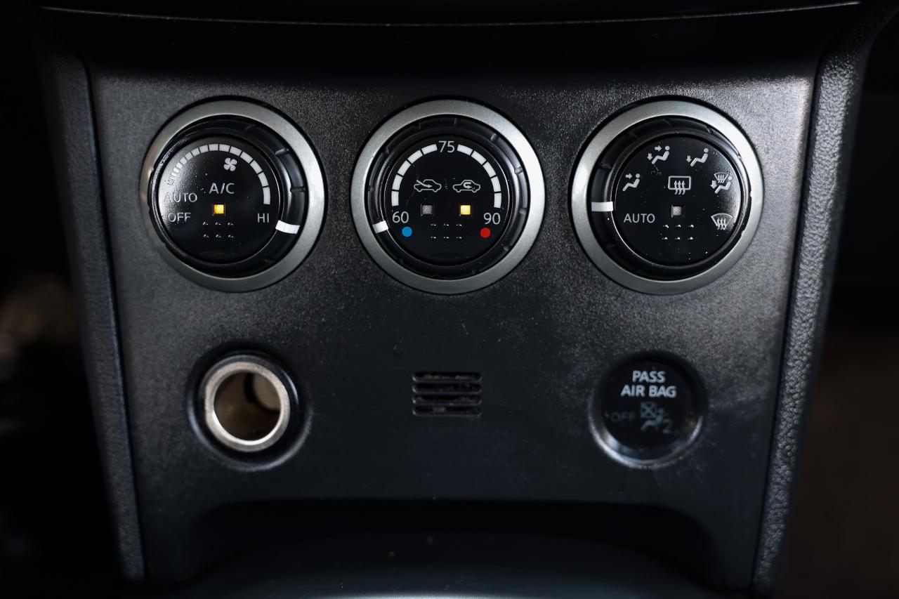 Nissan Rogue  2013