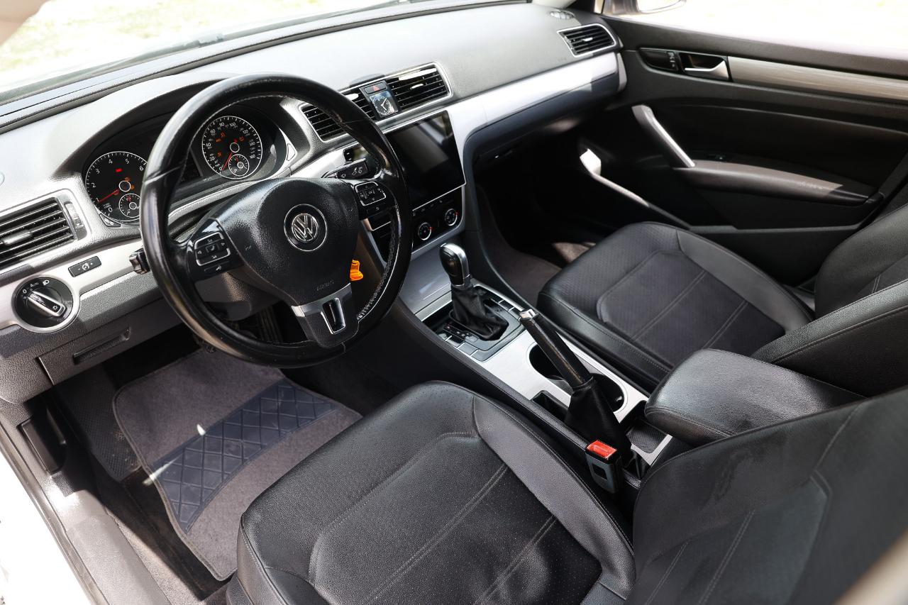 Volkswagen Passat  2014