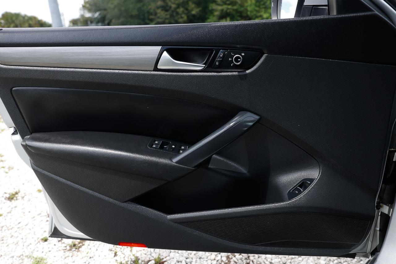 Volkswagen Passat  2014