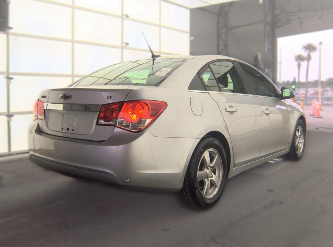 Chevrolet Cruze  2013