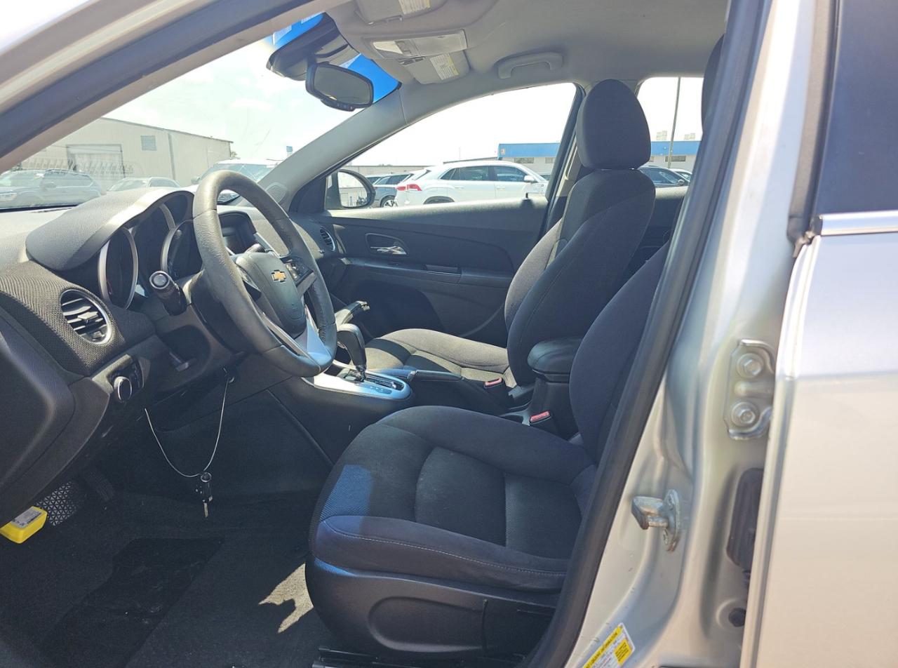 Chevrolet Cruze  2013