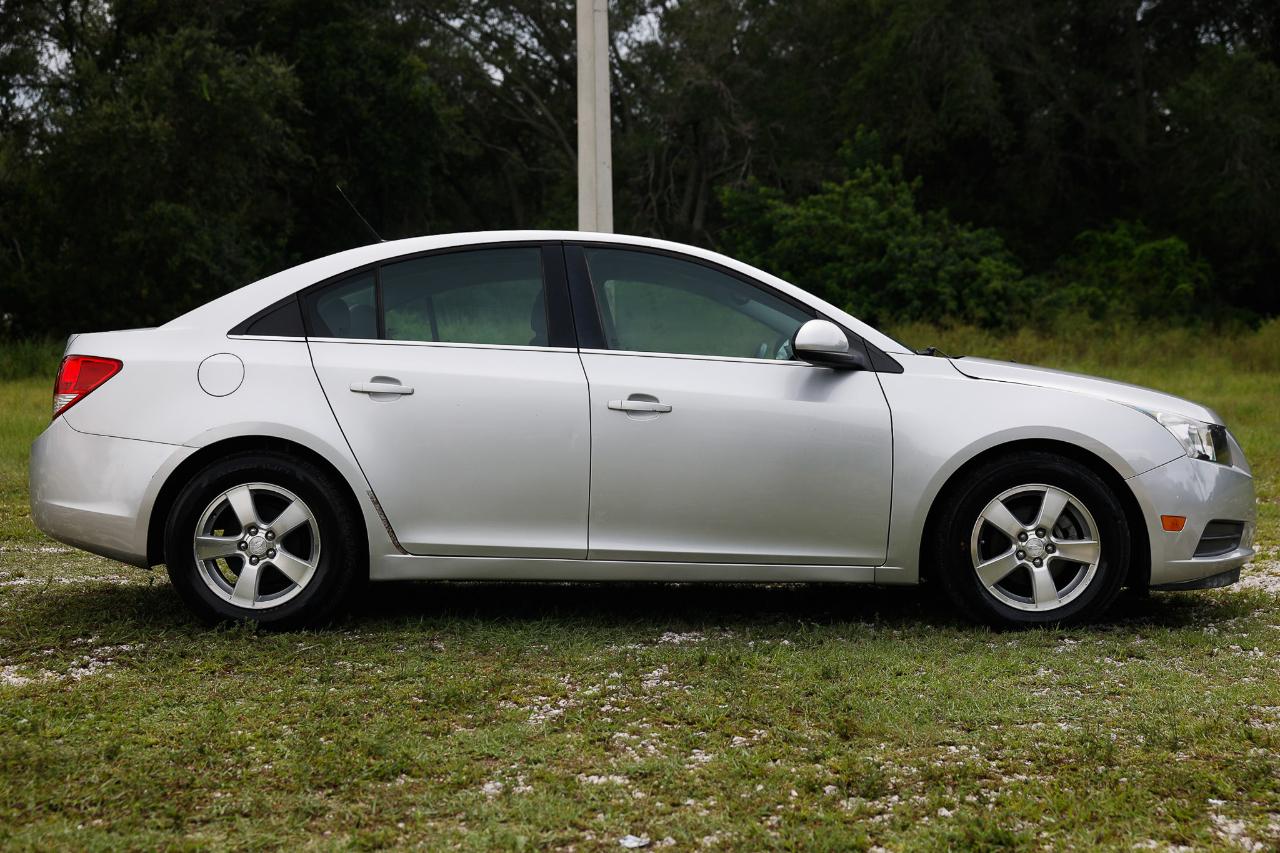 Chevrolet Cruze  2013
