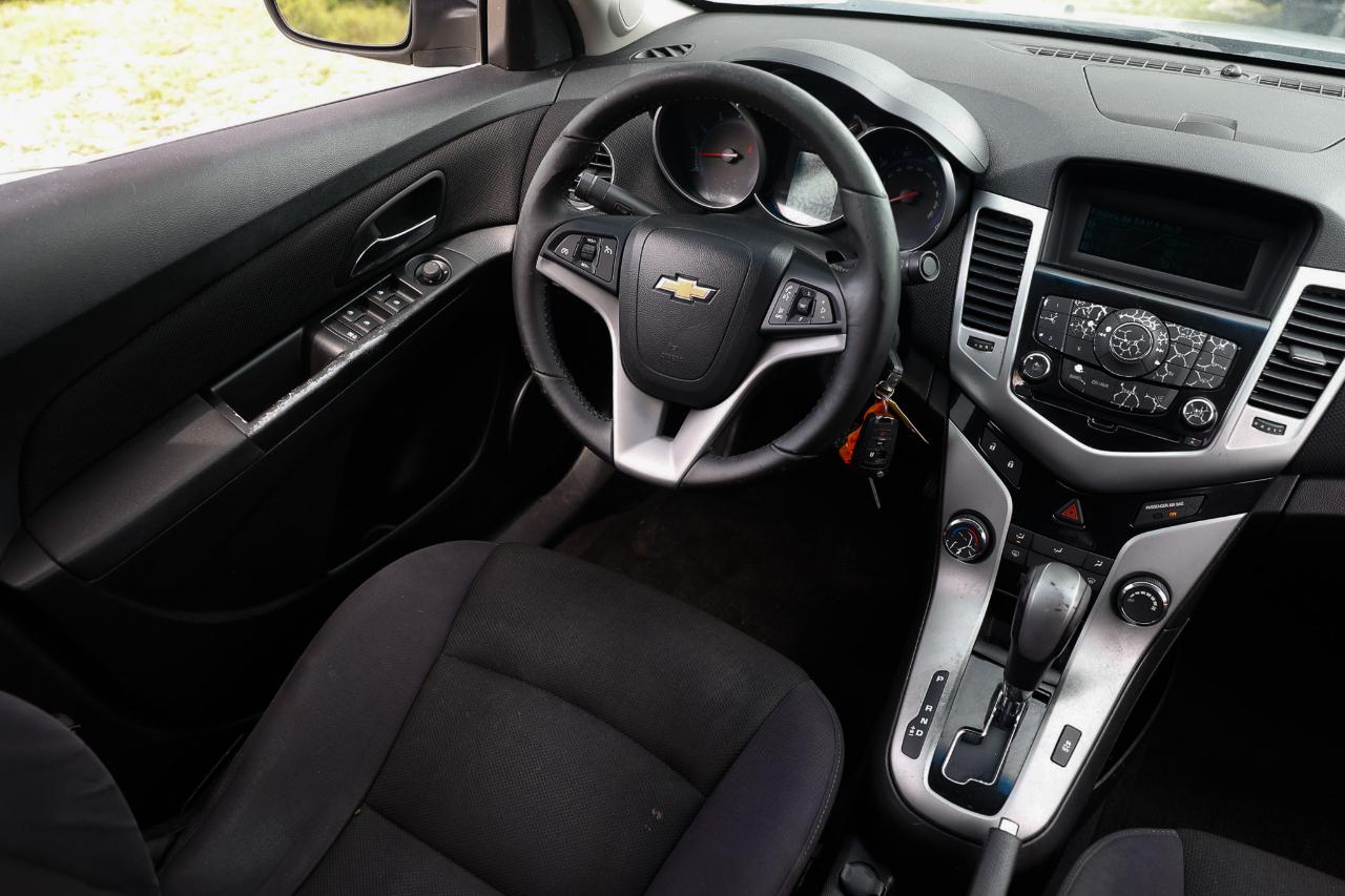 Chevrolet Cruze  2013