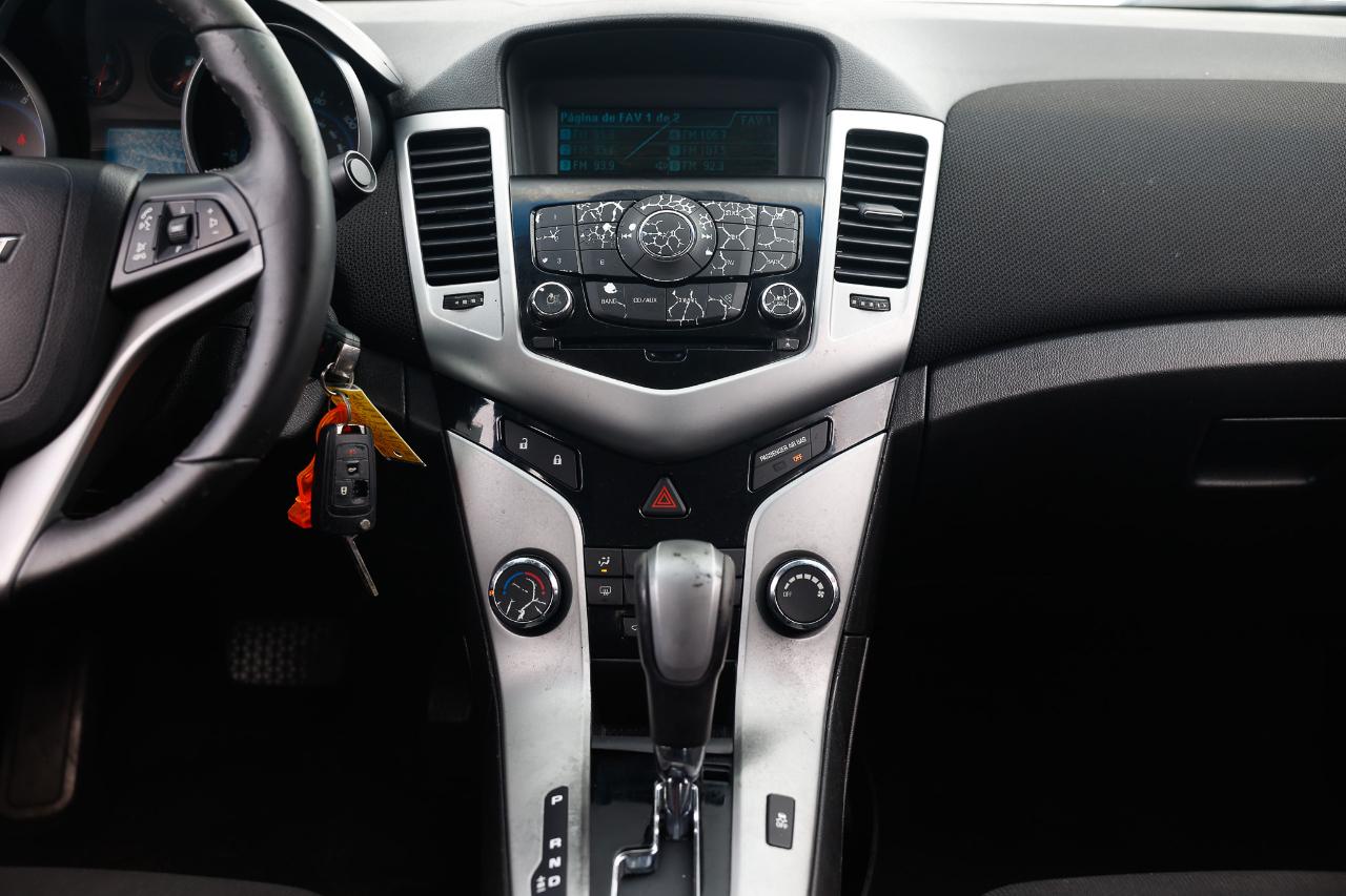 Chevrolet Cruze  2013