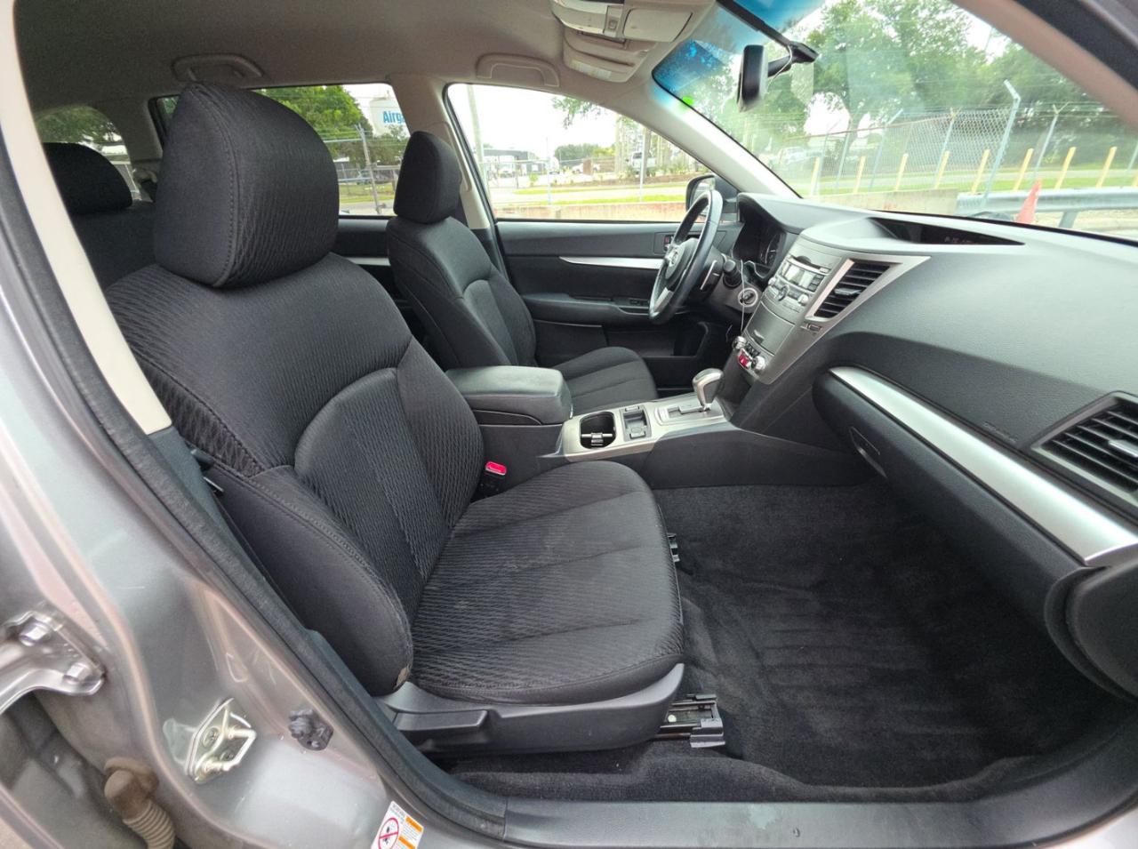 Subaru Outback  2011