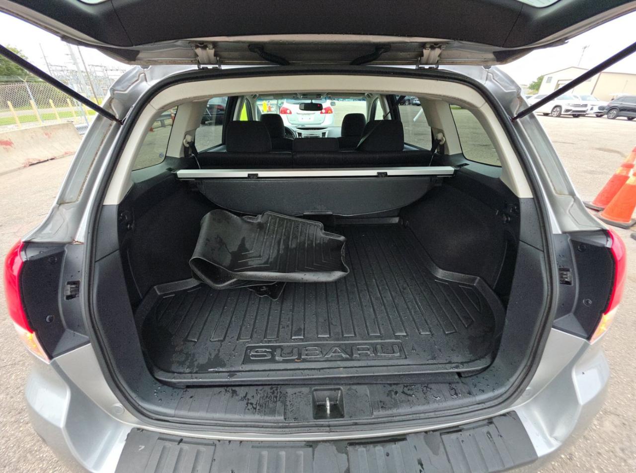 Subaru Outback  2011