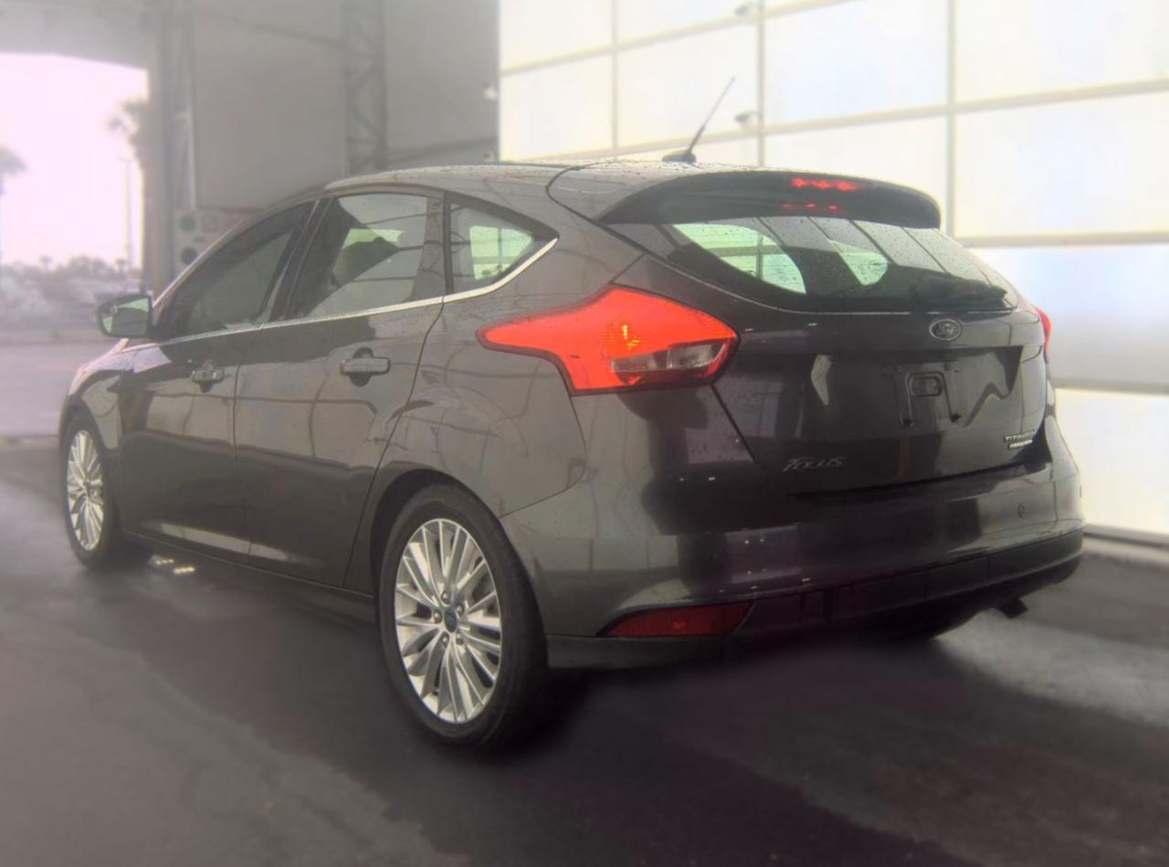 Ford Focus  2015
