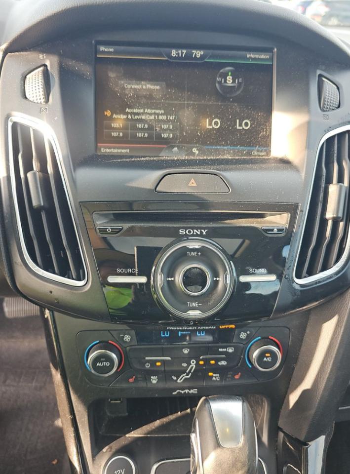 Ford Focus  2015
